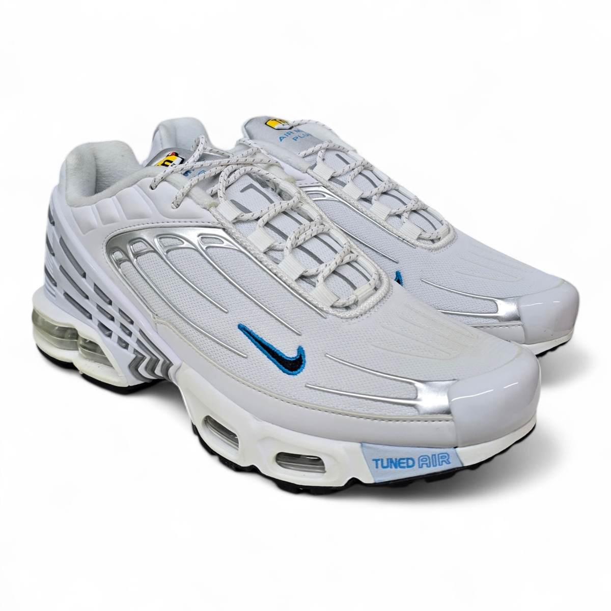 Sneaker Release Nike Tuned Blue And White Nike Air Max Plus Tn III - Main Image