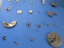 VINTAGE 16 SIZE WALTHAM GRADE 645 MODEL 1908 POCKET WATCH MOVEVMENT PARTS