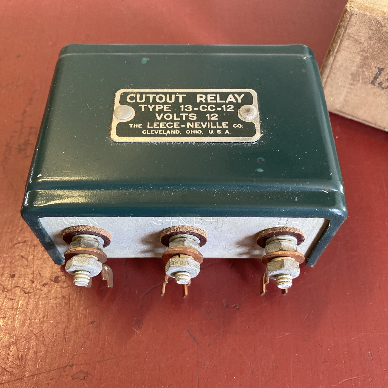 VINTAGE LEECE-NEVILLE 12-VOLT CUTOUT RELAY 13-CC-12 NEW OLD STOCK IN BOX