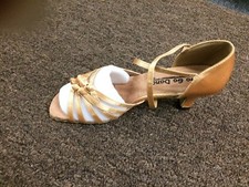 Go Go Dance Latin Tan Satin Shoes. Size 7. Heel 2,5. 70.00. Style GO9781
