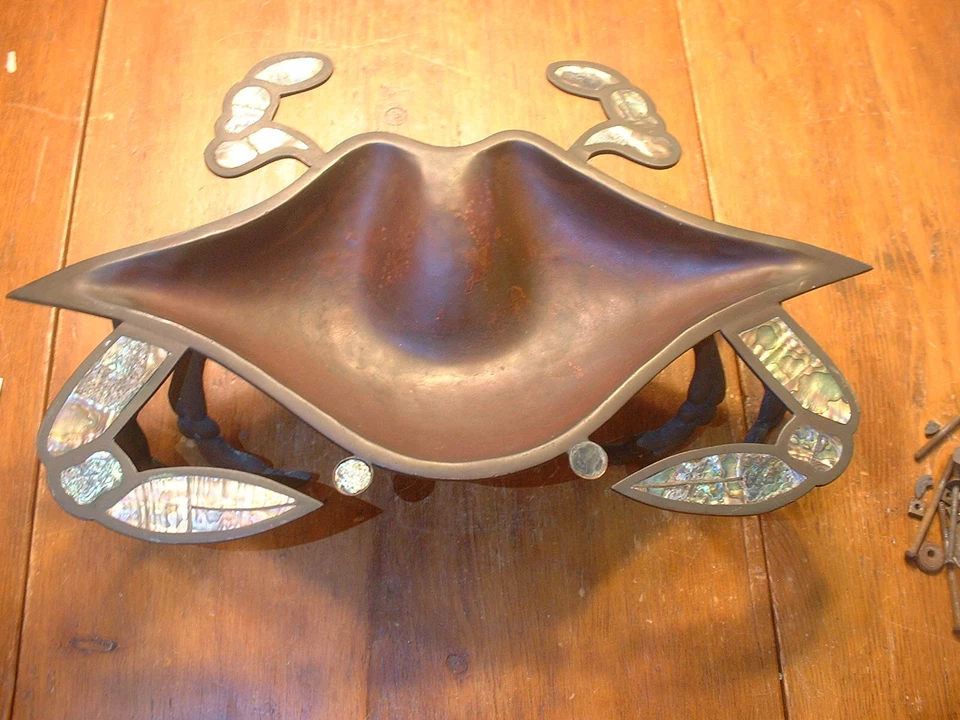 Fantástico RARO Artes y Manualidades Cuenco Mexicano en Forma de Cangrejo por E Cabello CA México Foto 2 de 4