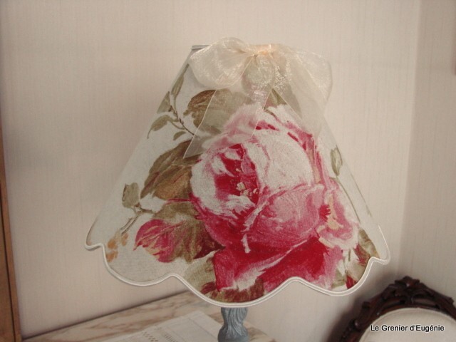 Abat-jour festonné luminaire lin imprimé fleur rose ancienne épanouie 26-27cm