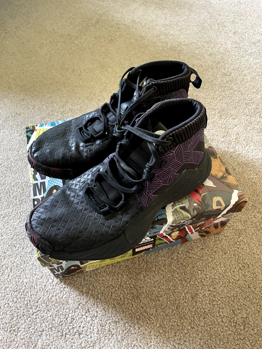 wakanda basketball shoes
