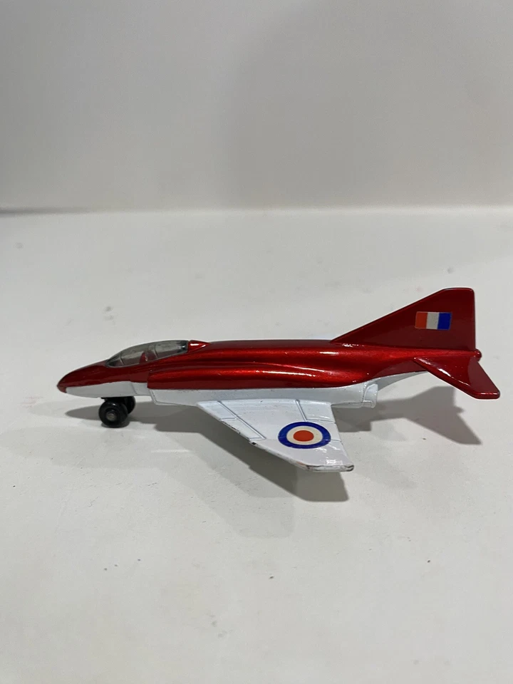 MATCHBOX 1975 ISSUE DIECAST SB 16 PHANTON F4E JET FIGHTER, ENGLAND 5-21-14 - Image 2 of 4