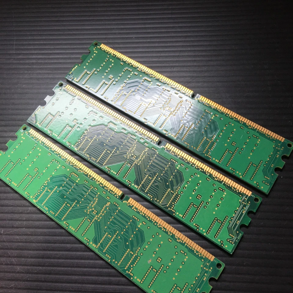 3PCS hynix PC3200U-30330 512MB DDR 400MHz CL3 HYMD564646CP8J-D43 AAT PC Memory - Image 4 of 4