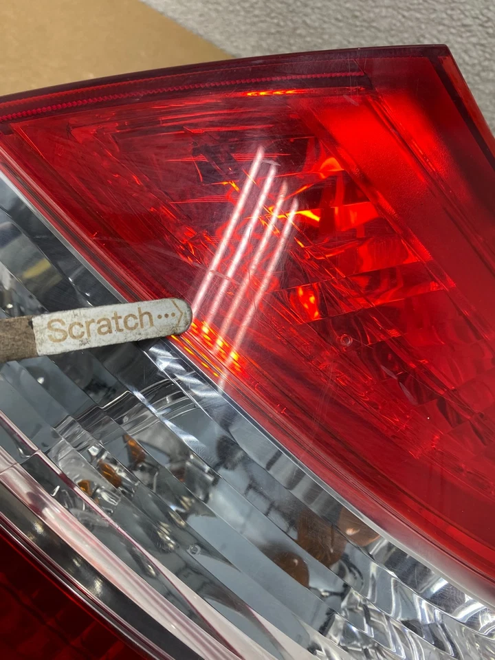 Luz trasera lateral del pasajero derecho Honda Accord Crosstour 2010-2012 OEM V5575 DW Foto 4 de 4