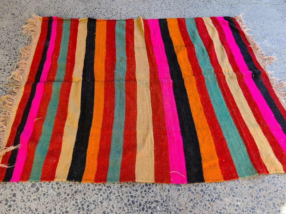 Vintage Turkish Kilim Rug 5.6x6.7 ft | Handmade Wool Large Tribal Carpet - Image 4 of 4