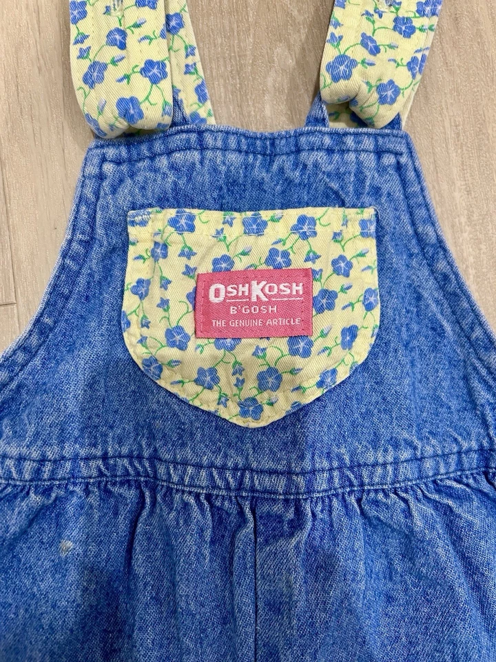 Denim vintage Oshkosh floral corto talla 3t flores amarillas niño pequeño vintage Foto 3 de 4