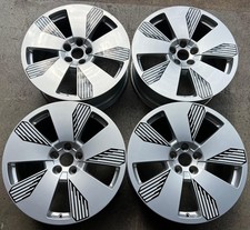 4 CERCHI IN LEGA ORIGINALI 19" AUDI E-TRON GEN 8x19 ET34 4KE601025L RUOTA LIBERA