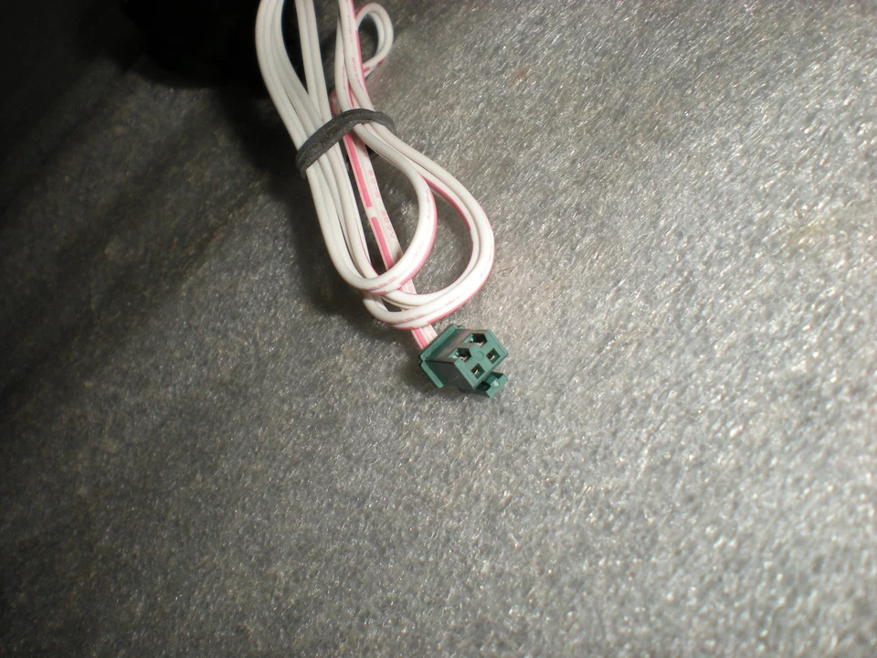 Plugue e sensor conector tanque limpo limpador com fio Hoover FH46000V fabricante de equipamento original - Imagem 3 de 4