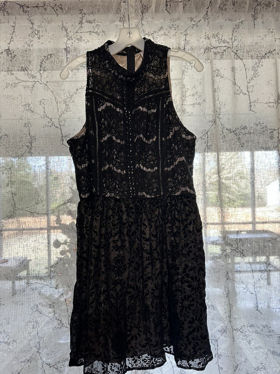 chinese dress ladies Lace High-Low V-Neck Dress – Charming Charlie