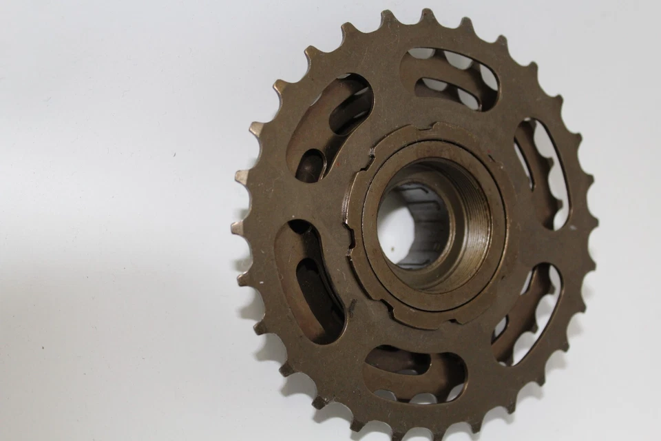 6 Speed 14-28T Bicycle Freewheel None Index Threaded Cassette Sprocket Cogs - Image 2 of 4
