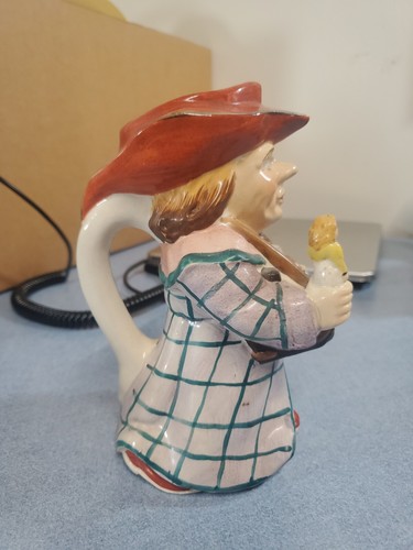 Vintage Peddlar Toby Creamer Figurine. Made In Japan - Picture 4 of 9