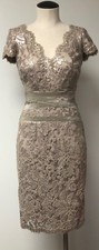 TADASHI SHOJI DRESS SEQUIN V NECK SHORT SLEEVE KNEE LENGTH SHEATH WEDDING SZ 4