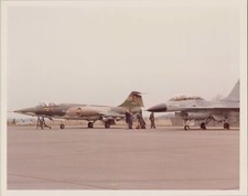 GENERAL DYNAMICS F-16 FIGHTING FALCON ORIGINAL MANUFACTURERS PHOTO USAF 23