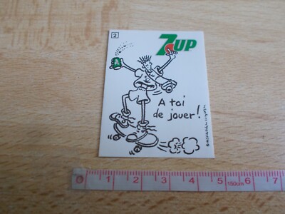 Kleiner Getränkeaufkleber 7UP
