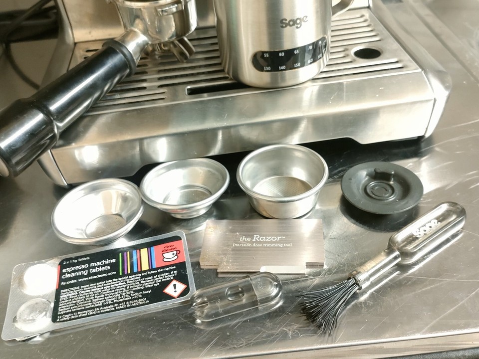 Sage The Barista Express BES875BSS Bean to Cup Coffee Machine Silver