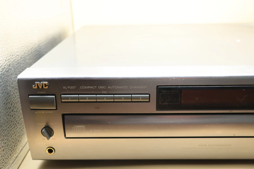 JVC Compact 5 Disc Automatic Changer Model: XL-F207TN No Power Cord for parts. - Image 2 of 4