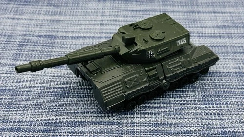 Bandai 1983 GoBots Renegade Tank Robot Transformer "Destroyer" Made in Japan