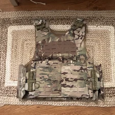 Yakeda 8545 Laser Cut Quick Release Multicam Plate Carrier W/ Magazine Placard