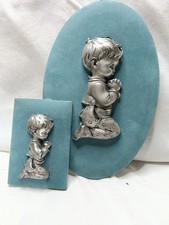 Deux Médaillons Chérubins En Étain