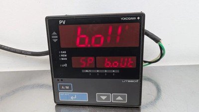 Yokogawa UT550-02 Temperature Controller 100-240VAC 20A