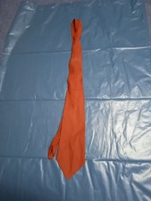 KRAWATTE SCHLIPS BINDER Trevira,  korallenrot, 70er Jahre, unbenutzt