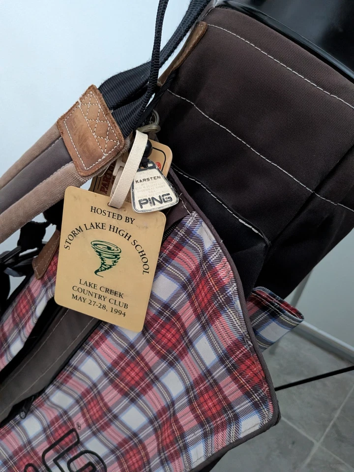 Bolsa de transporte de golf con correa trasera a cuadros roja Ping vintage Karsten 4 vías Foto 3 de 4