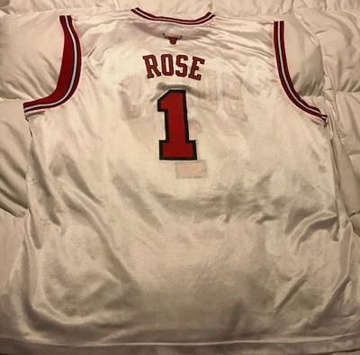 derrick rose jersey red