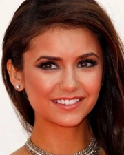 NINA DOBREV 8x10 PHOTO *