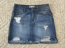 Rewash women's/Jr Distressed Raw Hem Denim Jean Skirt  Size 5/27 (Waist 28")