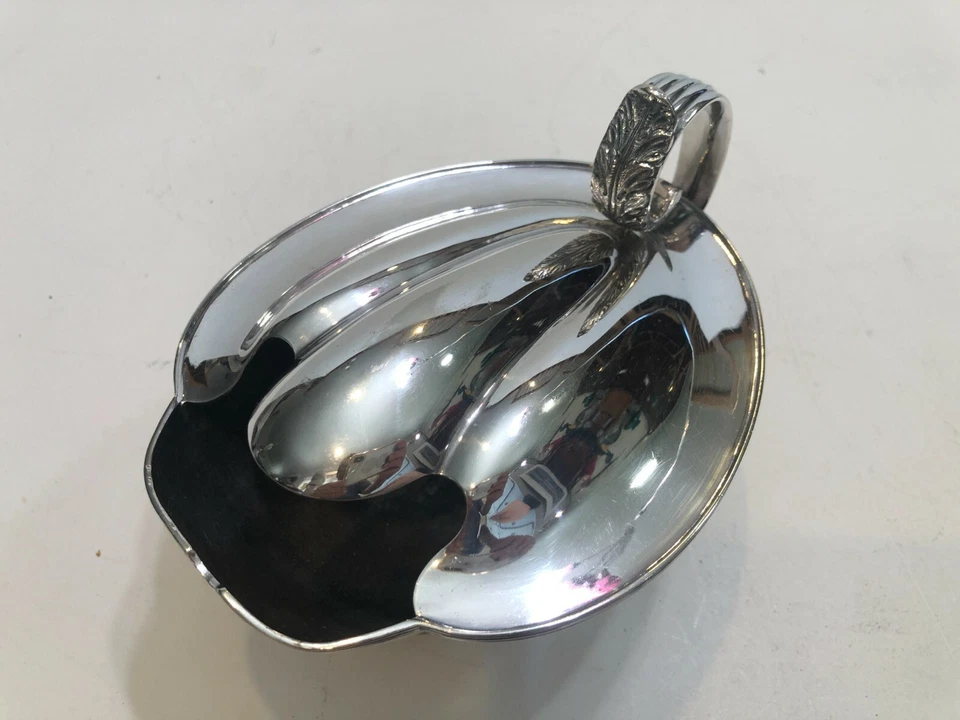 Calentador de cuchara con patas de plata Walker & Hall 53805 raro de colección, 7" L, 4 1/2" H Foto 3 de 4