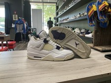 AIR JORDAN 4 RETRO METALLIC PUPLE SZ 9M USED NO BOX