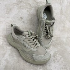Vans UltraRange VR3Cush Sneakers Sage Gray Suede Mesh NWOT Women s 8