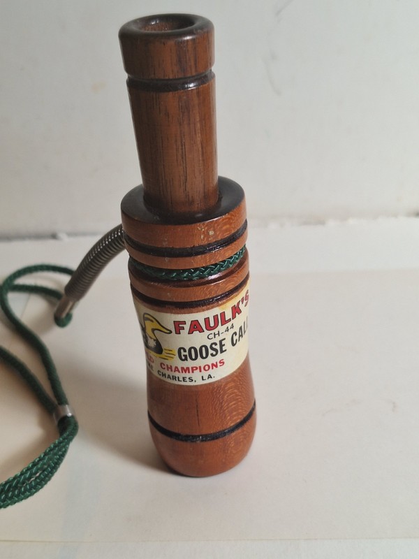 Vintage FAULK'S CH-44 GOOSE CALL - WOODEN - w/Lanyard - Working - VGC