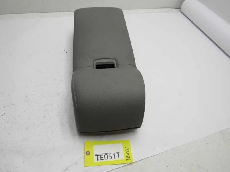 2008 2009 2010 BMW 550i 528i Rear Back Seat Center Console Arm Rest Cup Holder - Image 2 of 4