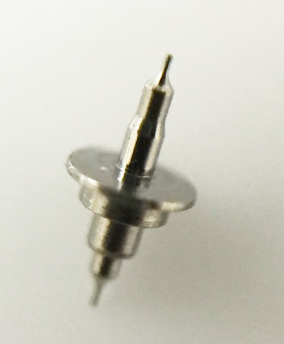 OMEGA 723/926 CALIBRE # 620 BALANCE PERSONAL TOTALMENTE NUEVO ORIGINAL NUEVO DE LOTE ANTIGUO SUIZO - Imagen 2 de 6