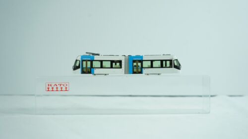 Kato N Scale Blue Portram Extended Passenger Tram Item 14-801-4 NEW Tested B9