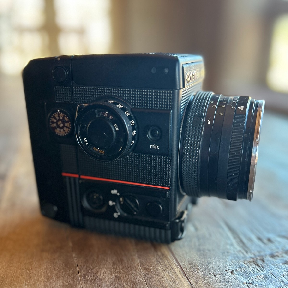 Rollei Rolleiflex 6006 Body & HFT Planar 80mm F2.8 Lens, 120 Film