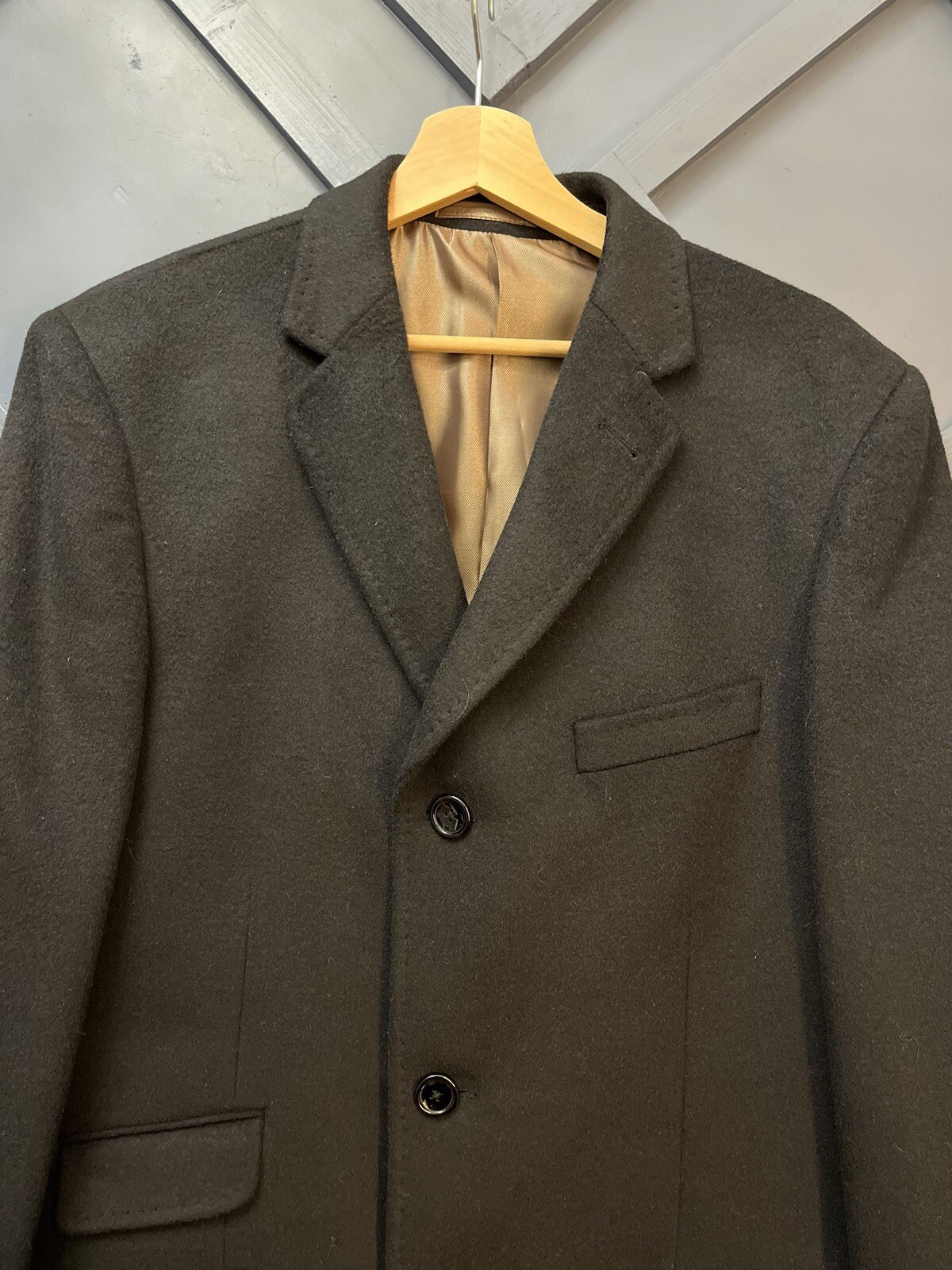 Men’s Greenwood Black Wool & Cashmere Blend Over Coat. 42R image 2