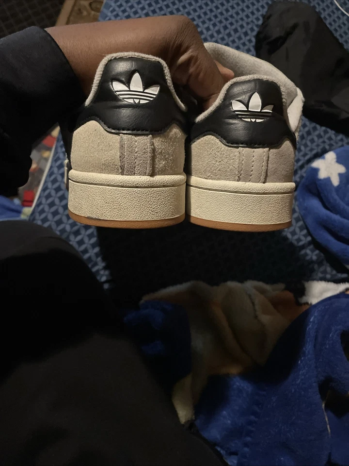 adidas Campus 00s Women's Sneakers Crystal White/Black, Size 8 - Image 4 of 4