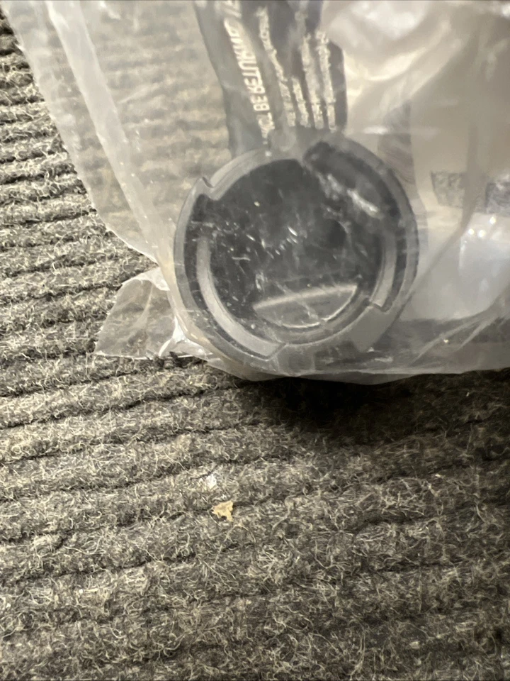 Cubiertas de distribución de válvula deportivas Ford OEM 14-23 Bronco-tapa de llenado F2GZ-6766-C Foto 3 de 4