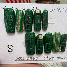 Press-On Nails Full Cover Pre-Designed Square Short Green/Gold 3D Animal
