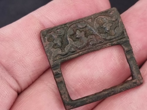 Roman bronze beautiful design buckle missing pin. Please read description. LA383