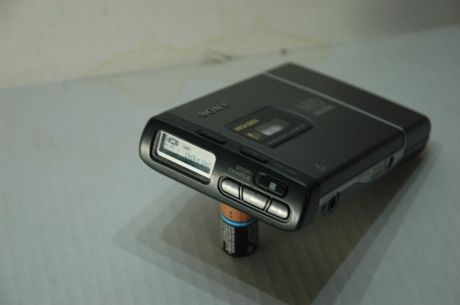 Sony MZE40 MD Walkman Portable Minidisc Player Working well Free Ship