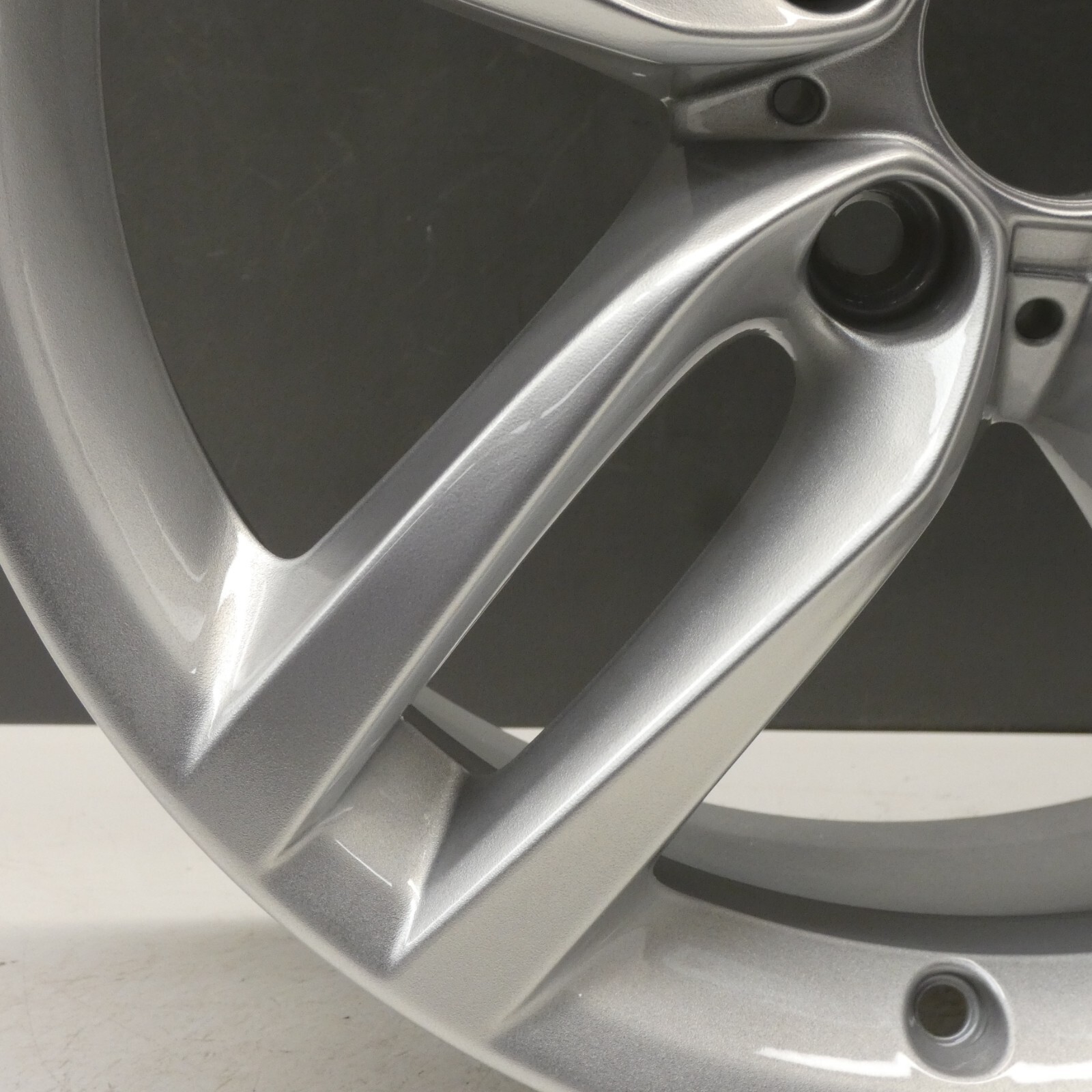 Genuine BMW F20 1 Series M Sport 461 18” Front Alloy Wheel 7846784 