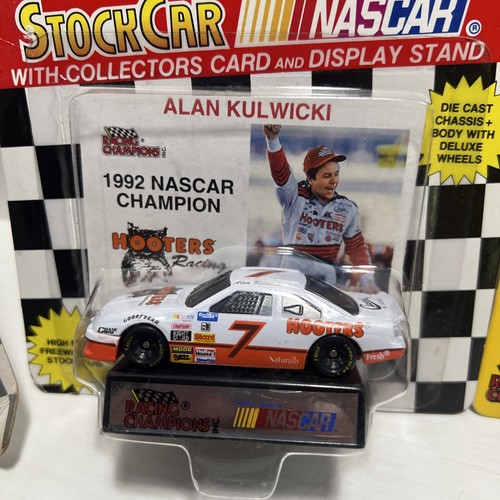 Lotto di nuovi oggetti da collezione NASCAR 1/64 - Gordan, Elliot, Harvick, Foyt, Kulwicki - Foto 5 di 17