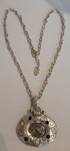 Lovely Oclys Paris Chunky Silvertone Necklace
