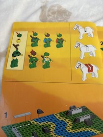Vintage Lego Castle Forestmen 6066 6071 (near complete w manuals, see below)