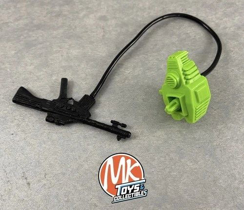 1986 GI JOE 3.75” - SCI-FI (V1 / S5) ACCESSORIES - BACKPACK, LASER RIFLE & HOSE